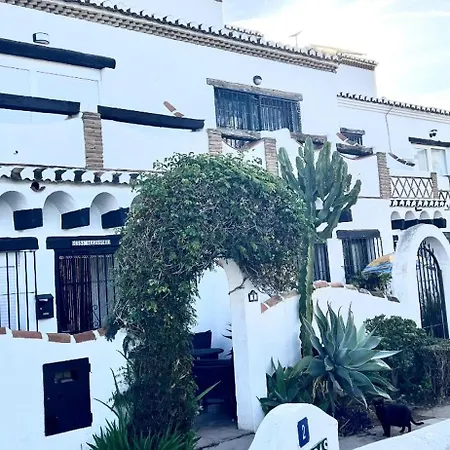 Mijas Costa - Beachside Apartment-b