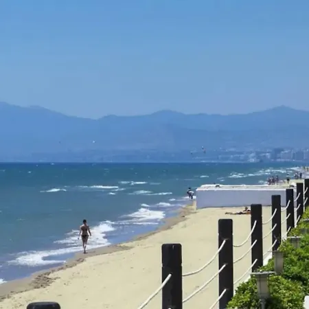 Mijas Costa - Beachside Apartment-b Sitio de Calahonda